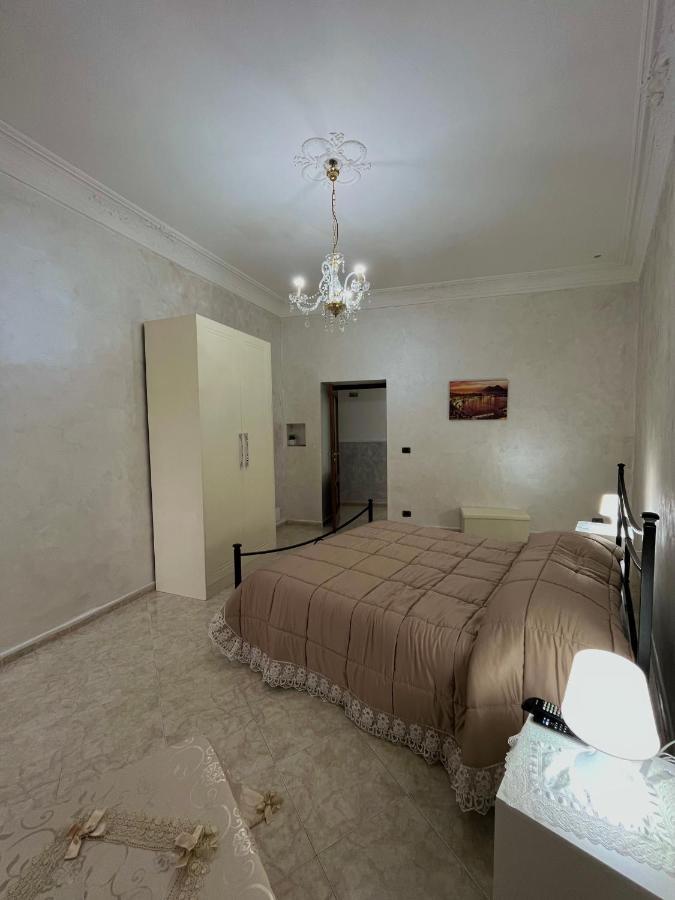 Bed and Breakfast Barbi'S House Napoli Esterno foto