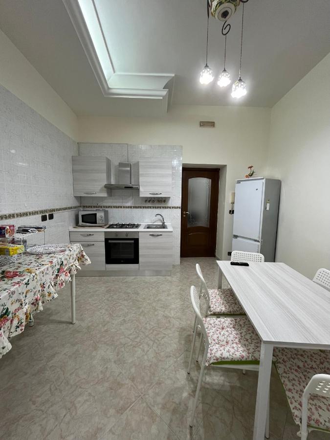 Bed and Breakfast Barbi'S House Napoli Esterno foto
