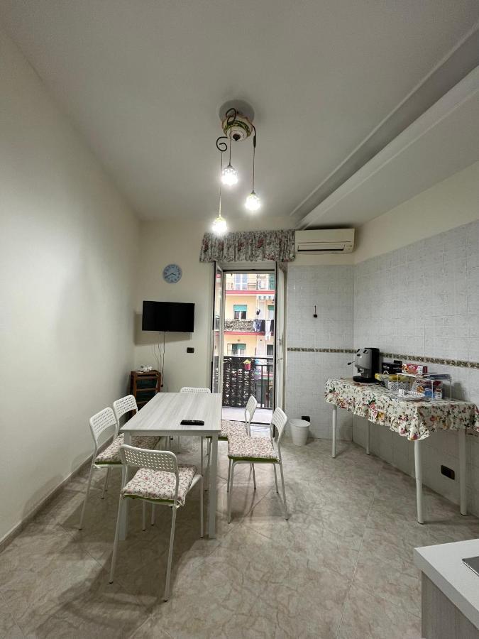 Bed and Breakfast Barbi'S House Napoli Esterno foto